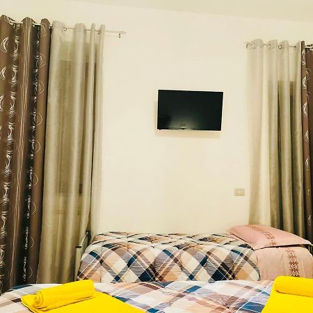 Casa Dei Fiori 3 Daire Somma Lombardo Dış mekan fotoğraf